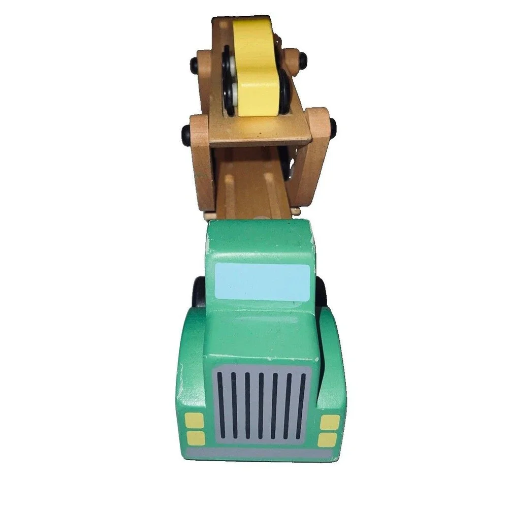 MELISSA & DOUG Car Carrier Truck and Wooden Toy Set With 1 Truck, Trailer, & Car